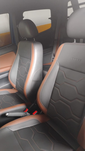 Volkswagen Saveiro 1.6 16v Cross Cab. Dupla Total Flex 2p