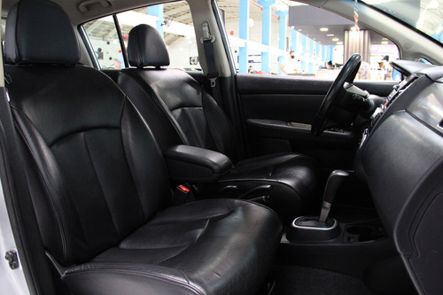 Nissan Tiida 1.8 Sl Automático Flex