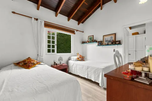 Casa En Arriendo/venta En La Calera. Cod A16580