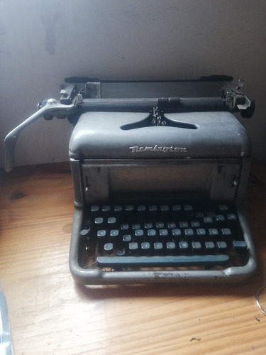 Máquina De Escribir (Usado)