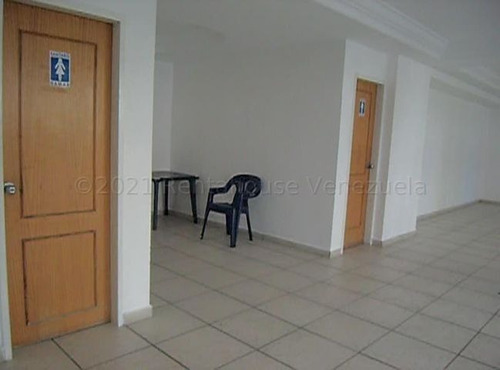 Imagen 9 de 13 de Eloisa Mejia Rentahouse Vende Apartamento En Prebo Valencia 22-812
