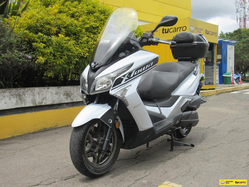 Kymco X-town 300
