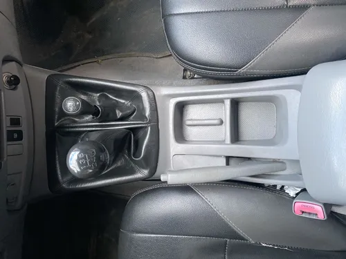 Toyota Hilux 2.7 Mt