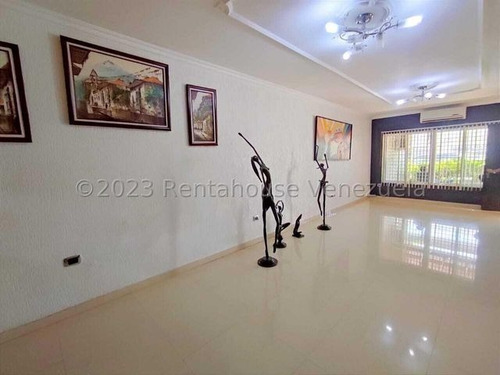 Imagen 4 de 23 de Espectacular Townhouse En Venta Urb. Los Girasoles Maracay 23-19053 Ejc