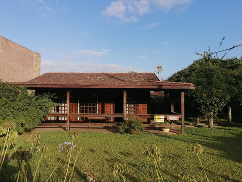 Se Vende Cabaña A Cuatro Cuadras Del Centro De La Pedrera | Camponet Uruguay