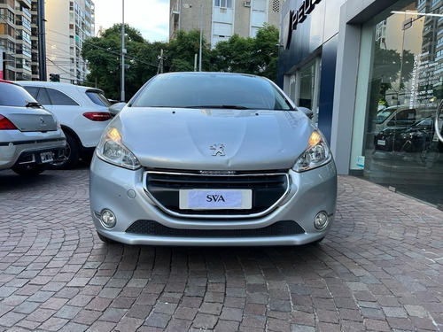 Imagen 6 de 14 de Peugeot 208 Allure Touchscreem 2016