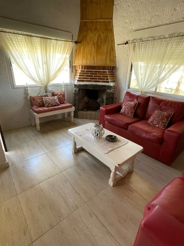 Alquilo Casa A 1/2 Cuadra Playa Para 6 Personas