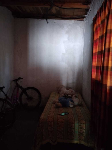 Casa De 3 Ambientes En Colina Alegre A 2 Cuadras De La Ruta