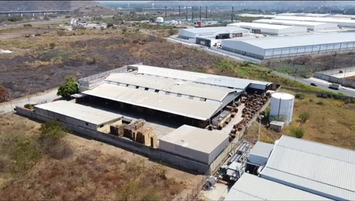 Se Vende Galpòn En La Zona Industrial El Nepe, Municipio Guacara A 500 M De Ciudad Traki. - Ivlp
