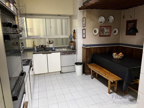 Imagen 6 de 25 de Venta O Permuta - Recoleta - Piso - 5 Ambientes - Dependencia - Escritorio - Lavadero - Baulera
