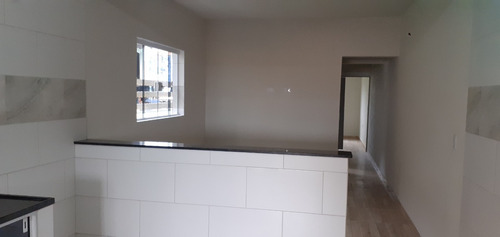 Casa De 4 Cômodos Para Alugar Em Suzano