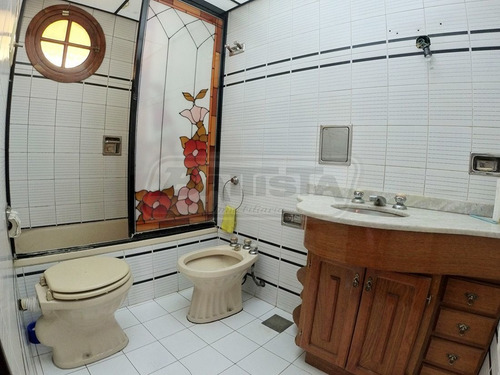 Imagen 11 de 17 de Casa En Venta En Ramos Mejia Centro