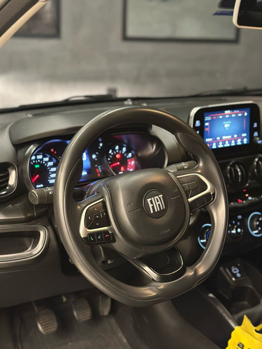 Fiat Cronos 1.3 Drive S-design Flex 4p