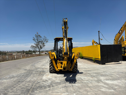 Retroexcavadora Caterpillar 415f 4x4 Año 2020
