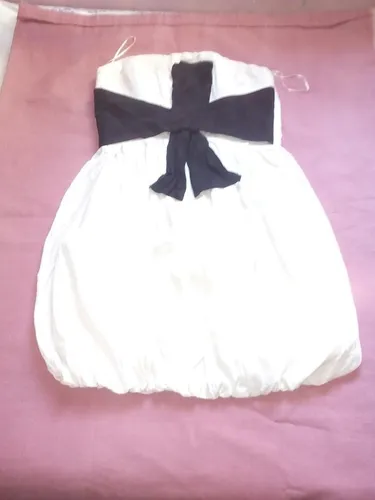 Vestido Crema Tipo Globo Strapless Lob Talla 2 Mediano en venta en Medellín Veracruz por sólo $ Mexico Vestido Crema Tipo Globo Strapless Lob Talla 2 Mediano en venta en Medellín Veracruz por sólo $ Mexico