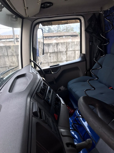 Imagem 7 de 15 de Volkswagen 13-180 Com Bau 11,6 Metros,