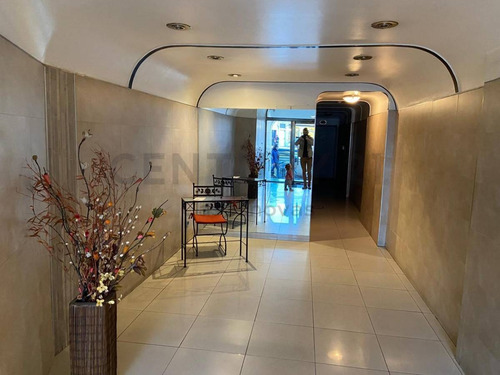 Imagen 1 de 24 de Departamento 4 Ambientes Frente Balcon Toilete Impecable Bajas Expensas
