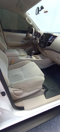 Imagen 10 de 10 de Toyota Fortuner Sr5
