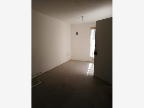 Imagen 7 de 14 de Casa Seminueva 2 Niveles Ampliable En Venta En Paseos De La Pradera Con Crédito Infonavit