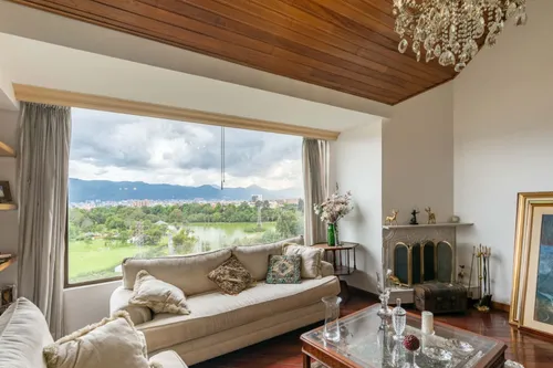 Apartamento En Arriendo En Club Los Lagartos. Cod A19936