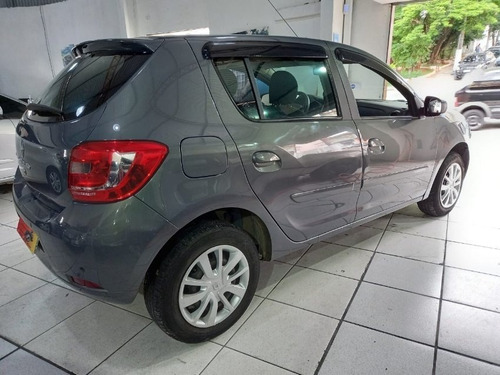 Renault Sandero Expression