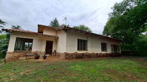 Se Vende Casa 3 Dorm. En Molinari -cosquin