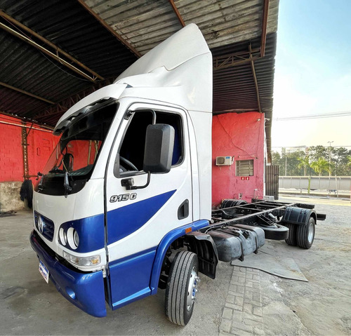 Imagem 2 de 13 de Mercedes Benz Accelo 915 Bau Refrigerado