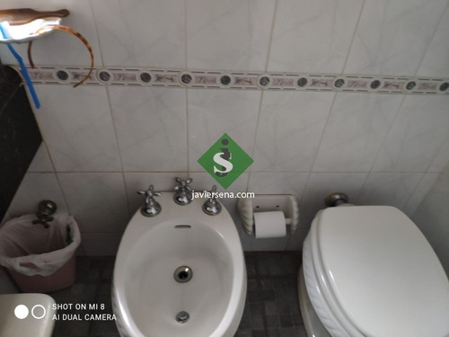 Venta De Casa En La Mansa, 4 Dormitorios, 3 Baños, Cerca Del Mar.- Ref: 168128