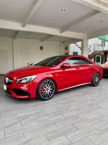 Mercedes-Benz Clase CLA 2.0 45 Amg At