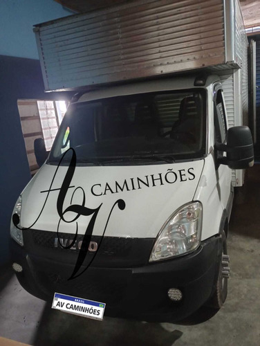 Iveco Daily 35s14  2012  Baú  