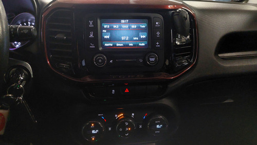 Fiat Toro 1.8 FREEDOM AUTO