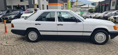 Mercedes Benz 230e 1988