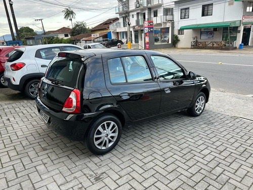 Renault Clio Expression 1.0 16v 4p