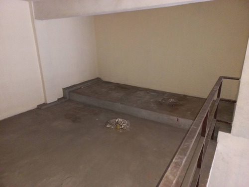 Imagen 17 de 17 de Venta Depósito 51m2 C/entrepiso Parque Avellaneda