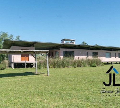 Imagen 3 de 14 de Venta De Casa Con Posibilidad De Hacer Las Terminaciones A Gusto En Chacras De La Cruz.