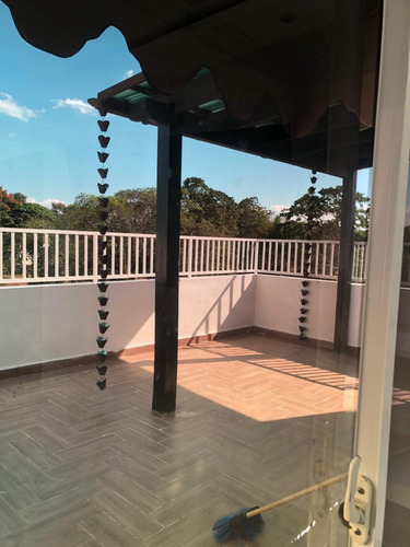 For Sale Penthouse En San Francisco De Macoris De 4 Habitacioens Res. Con Piscina Y Seguridad