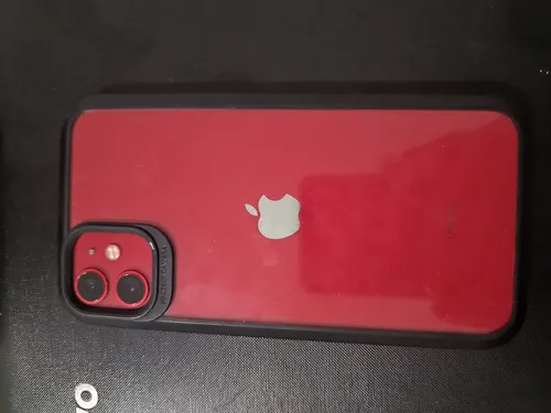 Apple iPhone 11 (128 Gb) - (product)red (Usado)