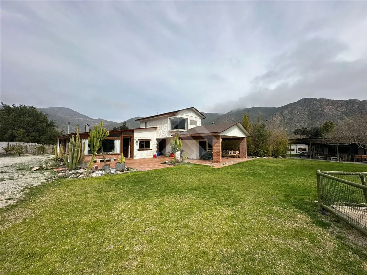 Imagen 3 de 30 de Casa En Venta De 8 Dorm. En Vicuña
