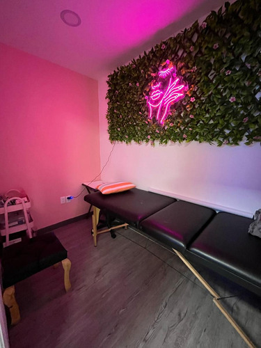 Se Traspasa Estudio De Belleza En Multiplaza Arboledas