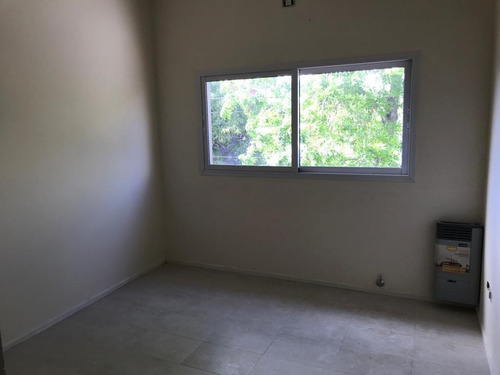 Imagen 16 de 23 de Duplex A Estrenar - 3 Amb -patio U Coch Doble-olivos