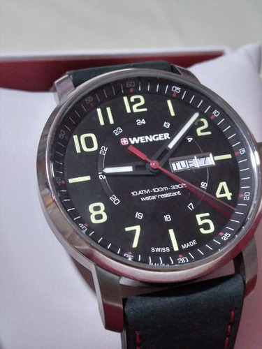 Reloj Wenger Attitude 011541101 Wenger Correa Negro Bisel Plateado Fondo Negro