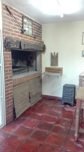 Casa En Venta - 3 Dormitorios 1 Baños - 120mts2 - Pergamino