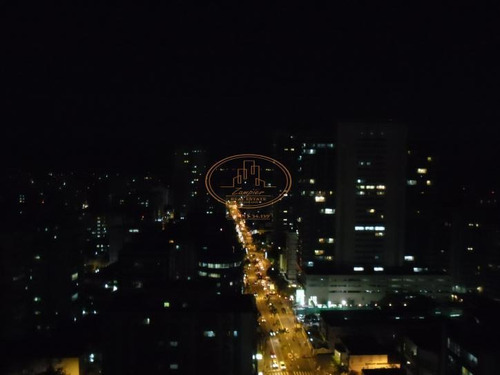 Sala Comercial Localizado(a) No Bairro Boqueirão Em Santos / Santos - 5640