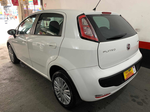Imagem 4 de 10 de Fiat Punto 2014 1.4 Attractive Flex 5p