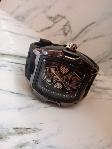 Reloj Dubai, Super Resistente, Varios Colores Disponibles