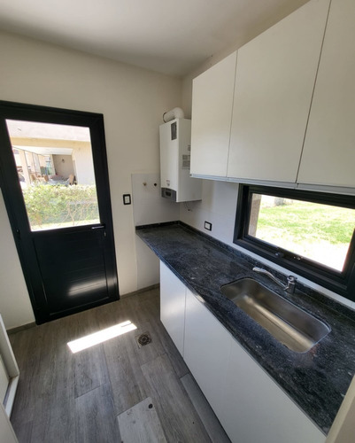 Imagen 24 de 30 de La Cascada Country Golf, Casa En Venta, 3 Dormitorios, 3 Baños, Cochera Para 3