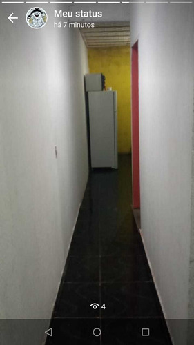 Casa Excelente Com 3 Quartos E Dois Banheiros Mais Quintal