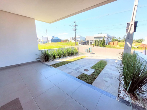 Casa Com 3 Quartos No Bairro Hípica