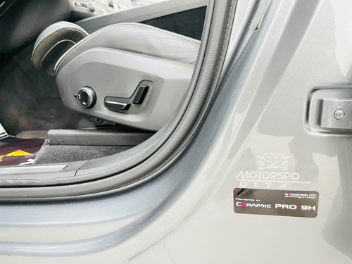 Volvo XC60 2.0 T8 HYBRID R-DESIGN AWD GEARTRONIC