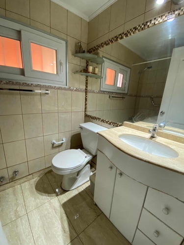 Se Vende Casa Independiente 3d 2b Excelente Ubicación